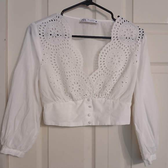 Zara White Openwork Emroidery Blouse, Size Medium (M) - Picture 7 of 11
